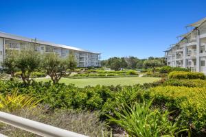 Garden View Apartment - Mantra Salt Beach Resort by uHoliday - 4hvězdičkové hotely ve městě Kingscliff