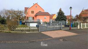 Maisons de vacances Gite Des Oeillets : Maison 2 Chambres