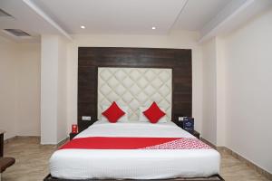 Super Hotel O Subhadra Residency