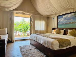 Lion Park Hotel & Resorts