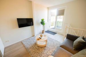 Smart 50m2 One Bedroom Apartment - VW140C