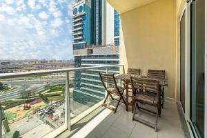 Chill Studio with Balcony and Pool View
