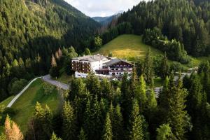 Ganischgerhof Mountain Resort & Spa