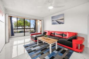 Good Vibes on Margate Beach