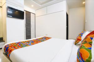 FabHotel Shree Balaji NX Banquets & Apartment