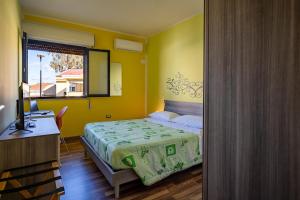 Holos Apartment img10