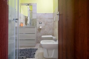 Holos Apartment img60