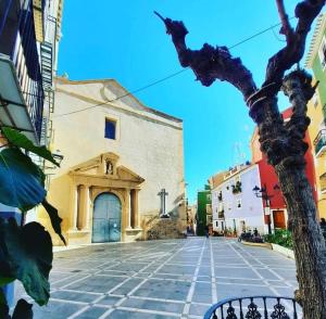 PLAZA IGLESIA HappyVila