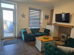 Eden Rose Cottage hot-tub jacuzzi morecambe-bay