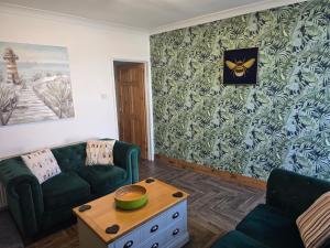 Eden Rose Cottage hot-tub jacuzzi morecambe-bay