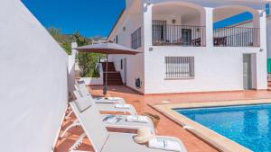 Casa Pradosol Alcaucín by Ruralidays - 4hvězdičkové hotely ve městě Alcaucín