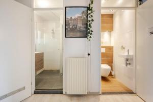 Amsterdam Centraal in 10 minutes - nearby metro