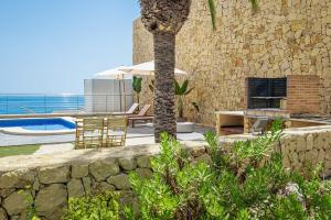 Ópalo Oceanfront Apt &Terrace