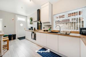 Urban Oasis Spacious 4-bedroom Home In Manchester