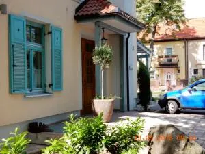 Parma Guesthouse & Apartments - Malečnik