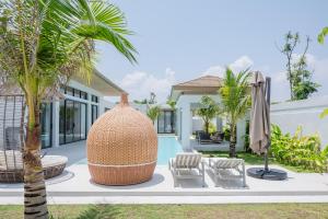 Mouana Breeze Mai Khao 5-bedroom Pool Villa 9914