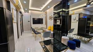 Stylish & Spacious Place Near BGC Fast Wi-Fi