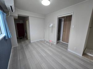 Newly opened Hotel Baika Family friendly Free parking 10 minutes to USJ 2room