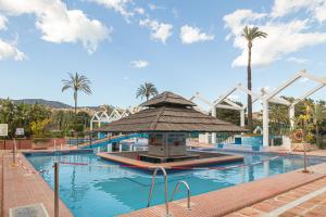 Benalbeach With Pools And Seaview - Happy Rentals