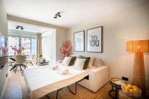 Aquamarina II beachside