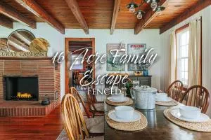 The Farmhouse at Hollow Hill - Etlan