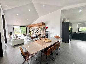 Villa avec piscine 14 personnes - Pinarello