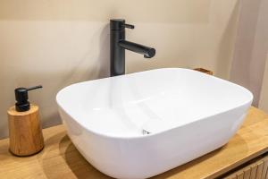 Tourmaline Oceanfront Apt&Terrace