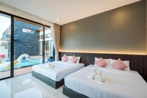 Black Rocher Poolvilla Huahin