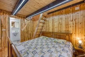 Enchanted Cosy Chalet Kalanka - Happy Rentals
