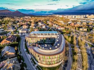 Hotel Jardines de Uleta Suites - 4hvězdičkové hotely ve městě Vitoria-Gasteiz