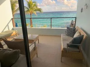 Beachfront Condo in St Lawrence Gap - Saint Michael