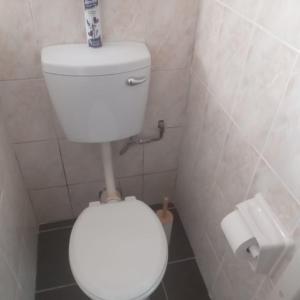 5 on Crossways Guesthouse