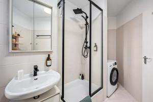 TRABER APARTMENTS Studio Kaffee Terrasse & Parken