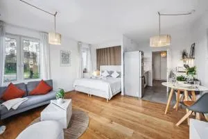 TRABER APARTMENTS Studio Kaffee Terrasse & Parken - 施科伊迪茨