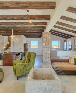 Holiday house with a swimming pool Tar - Porec - 22774