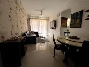 Dehradun beauty - Kanatal