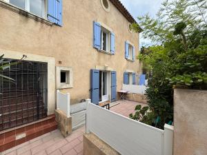 Appartement 2ch, terrasses parking, 50m de la plage