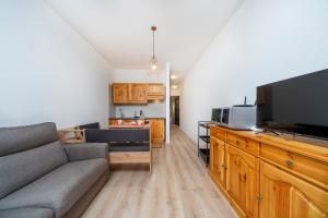 GuestHost - Lovely Flat x6 in Nature with Parking Space