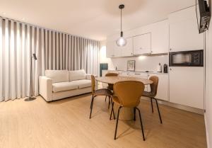 The Green Room Flats I