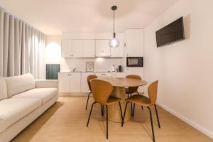 The Green Room Flats I