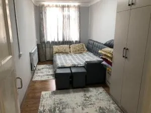 Fergana, Burhoniddin Marginoniy Street apartment - Kokand