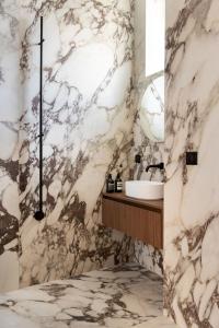 Luxury Comfort 3BD 8P Heart of Le Marais