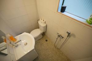 The Cozy Studio, Nea Smyrni