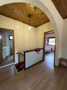 Nikos Traditional House