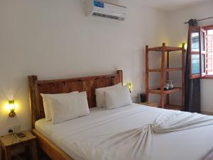 Aluna Beach Apartments