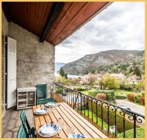 Le Panorama dAutrefois I T3 I Talloires