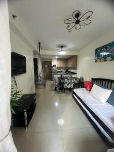 2Br Suite Shore Residences by JMS