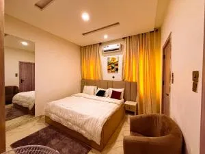 NOBLE LUXURY APARTMENT LTd - Akinde