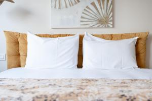 Sous la Houlette, 3 Suites, Pool and Sona on demand