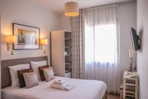Hotels Hotel CASABELLA Cannes Mouans Sartoux : photos des chambres